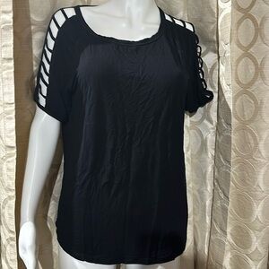 August silk medium black short sleeve top with netting on shoulders